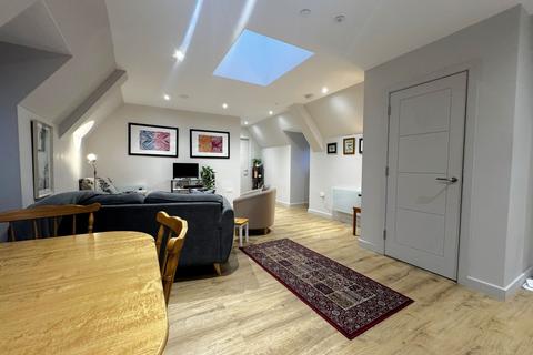 2 bedroom flat to rent, Tunbridge Wells TN1