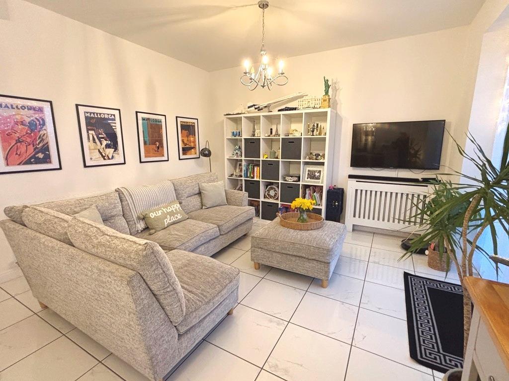 Sitting Room.JPG