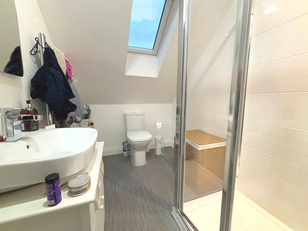 Shower Room.JPG