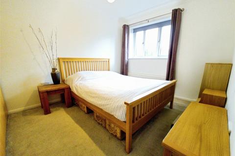 3 bedroom semi-detached house for sale, Priory Close, Cirencester, GL7