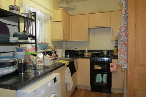 3 bedroom terraced house to rent, Adair Avenue, Newcastle Upon Tyne NE15