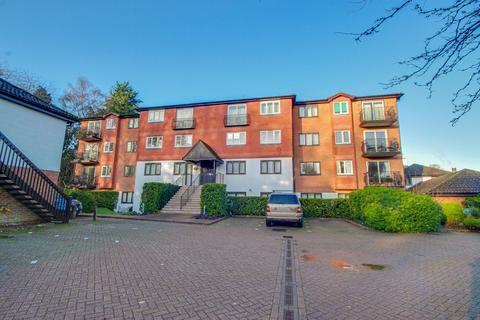 1 bedroom apartment for sale - Great Heathmead, Wilton House Great Heathmead, RH16