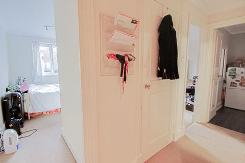 1 bedroom apartment for sale, Great Heathmead, Wilton House Great Heathmead, RH16