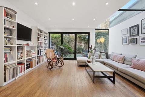 6 bedroom terraced house for sale, Lisburne Road, London, NW3