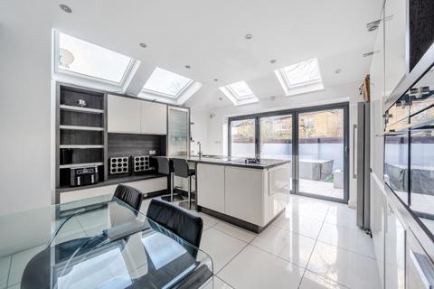 undefined, Rowlls Road, Kingston Upon Thames, KT1