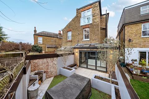undefined, Rowlls Road, Kingston Upon Thames, KT1