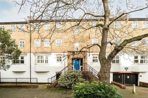 2 bedroom flat to rent, Vauxhall Grove, London SW8