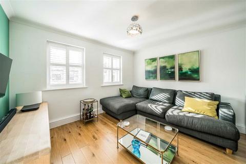 2 bedroom flat to rent, Vauxhall Grove, London SW8