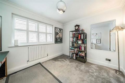 2 bedroom flat to rent, Vauxhall Grove, London SW8