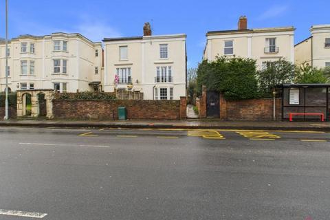 undefined, 31 Kingsholm Road, Gloucester GL1