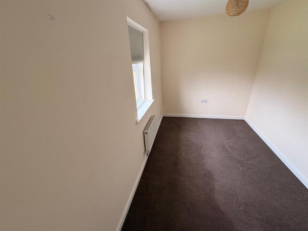 Bedroom 3.jpg