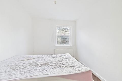 undefined, Two Flats Available - Derby Street, Ormskirk, L39 2DE