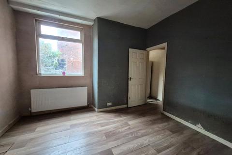 2 bedroom end of terrace house for sale, Walnut Street, Manchester, Greater Manchester, M18
