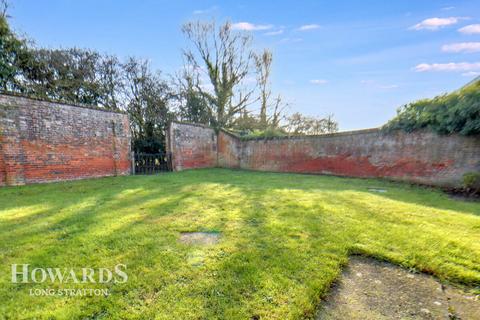 undefined, Ipswich Road, Pulham Market