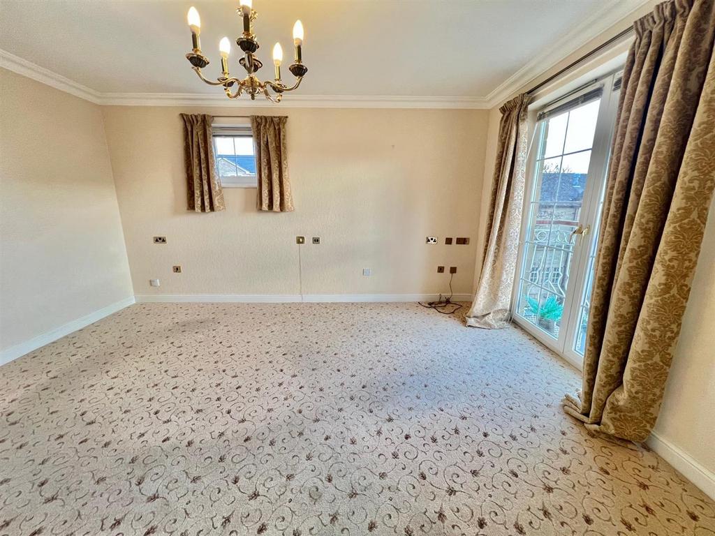Bramleys Estate Agents - Knightsbridge Court - Bri