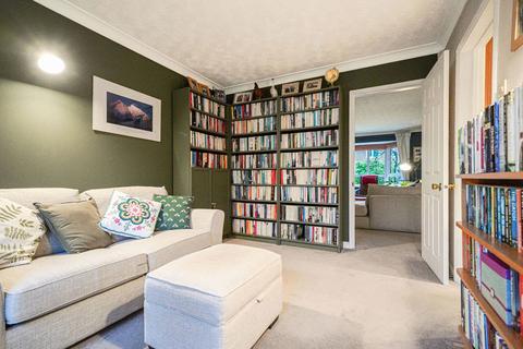 4 bedroom detached house for sale, Kinchford Close, Hillfield