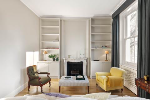 3 bedroom flat for sale, Tregunter Road, Chelsea, London