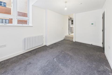 undefined, Fleet Street, Burton-On-Trent DE14