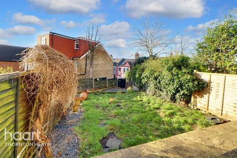 2 bedroom maisonette for sale, Grange Road, LONDON