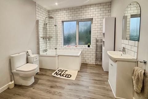 3 bedroom terraced house for sale, Etherington Road, Hull HU6