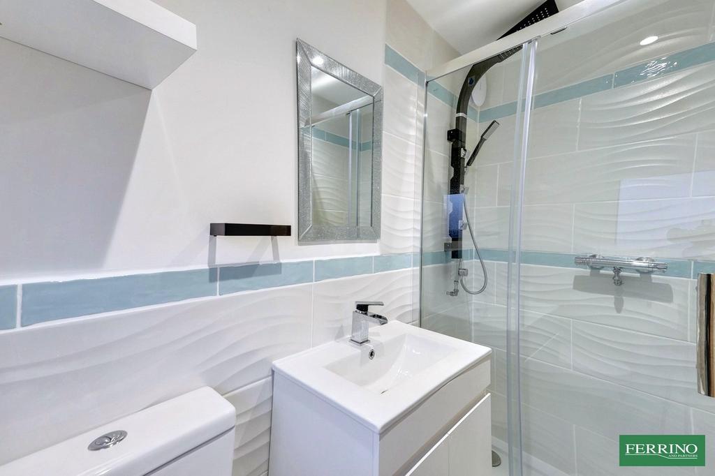 Annex Shower Room