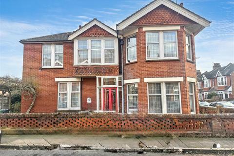 Gore Park Road, Eastbourne BN21