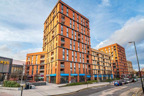 undefined, High Street, Sutton, SM1