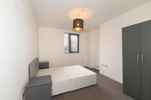 undefined, High Street, Sutton, SM1
