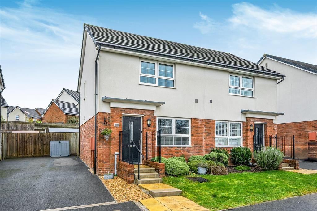 Edgemill Walk, Ivybridge PL21 2 bed semi-detached house for sale - £255,000