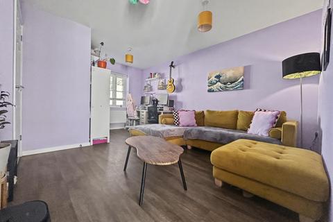 3 bedroom terraced house for sale, Hitchings, Cricklade, SN6