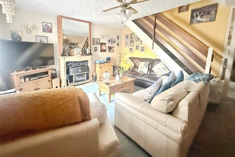 4 bedroom semi-detached house for sale, Thurston Court, Felixstowe, Suffolk