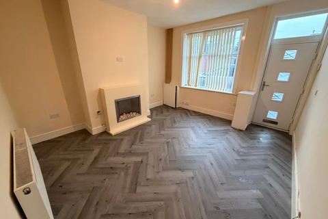 2 bedroom terraced house for sale, Robinson Street, Horwich, Bolton, Greater Manchester, BL6