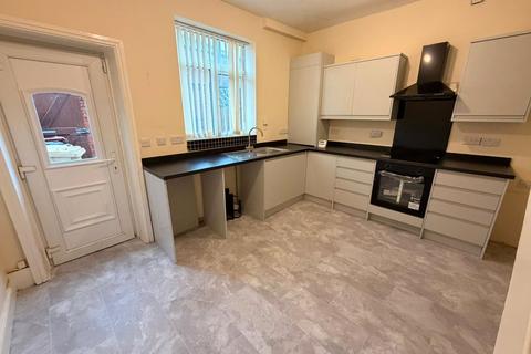 2 bedroom terraced house for sale, Robinson Street, Horwich, Bolton, Greater Manchester, BL6