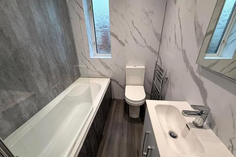 2 bedroom terraced house for sale, Robinson Street, Horwich, Bolton, Greater Manchester, BL6