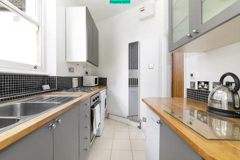 1 bedroom flat for sale, First Floor Flat, 9 Highgate High Street, London, N6