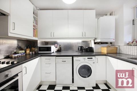 2 bedroom flat to rent, Bracken House, Bow, E3