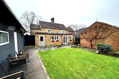 undefined, Hall Farm Cottage Glebe Road Great Carlton Louth LN11 8JX