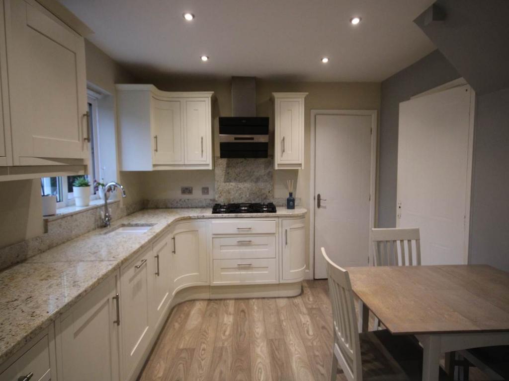 New kitchen (2)
