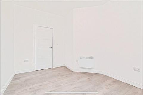 1 bedroom flat to rent, Swallow Street, Manchester, Greater Manchester, M12