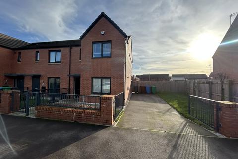 3 bedroom semi-detached house for sale - Silverlace Avenue, Openshaw