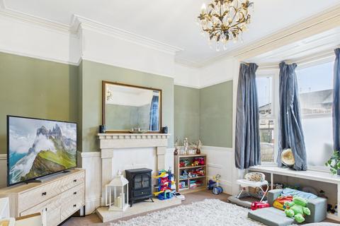 4 bedroom end of terrace house for sale, Carholme Road, Lincoln, LN1