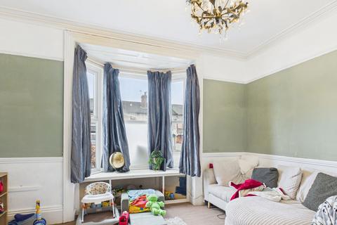 4 bedroom end of terrace house for sale, Carholme Road, Lincoln, LN1