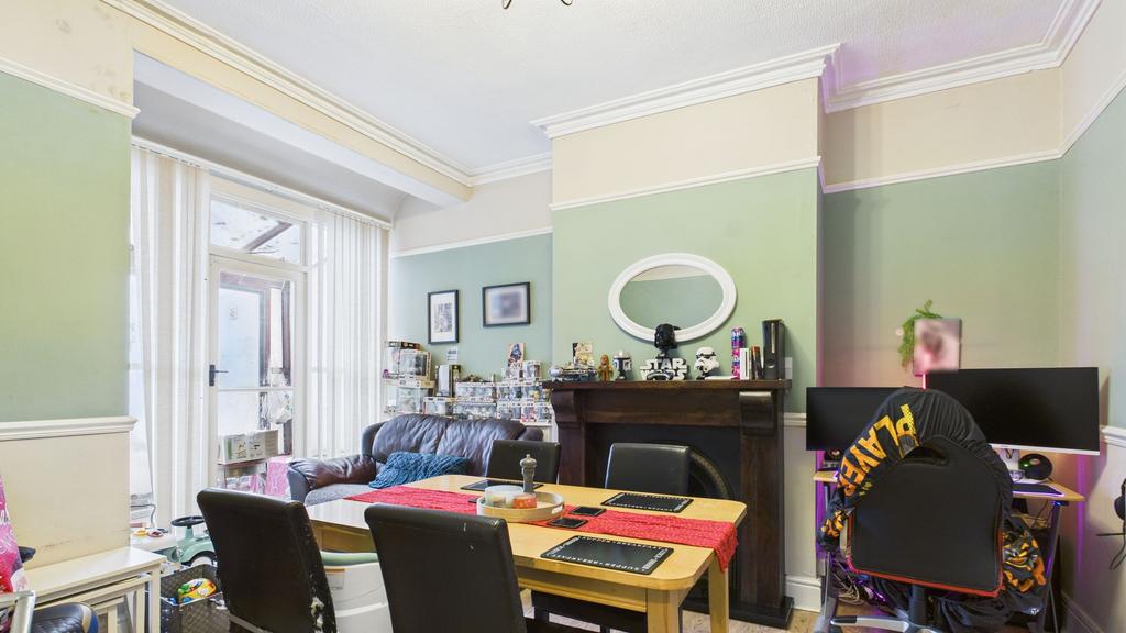 Dining Room1