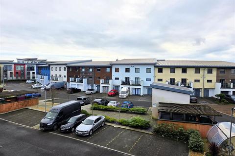 2 bedroom apartment for sale, St Stephens, Marina, Swansea