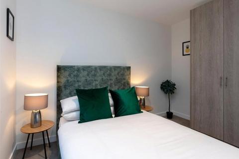 2 bedroom apartment to rent, Frobisher Road, Harringay, London, N8