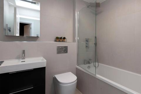 2 bedroom apartment to rent, Frobisher Road, Harringay, London, N8