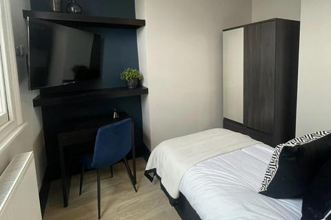 undefined, 2 Oxford Street, Gloucester GL1