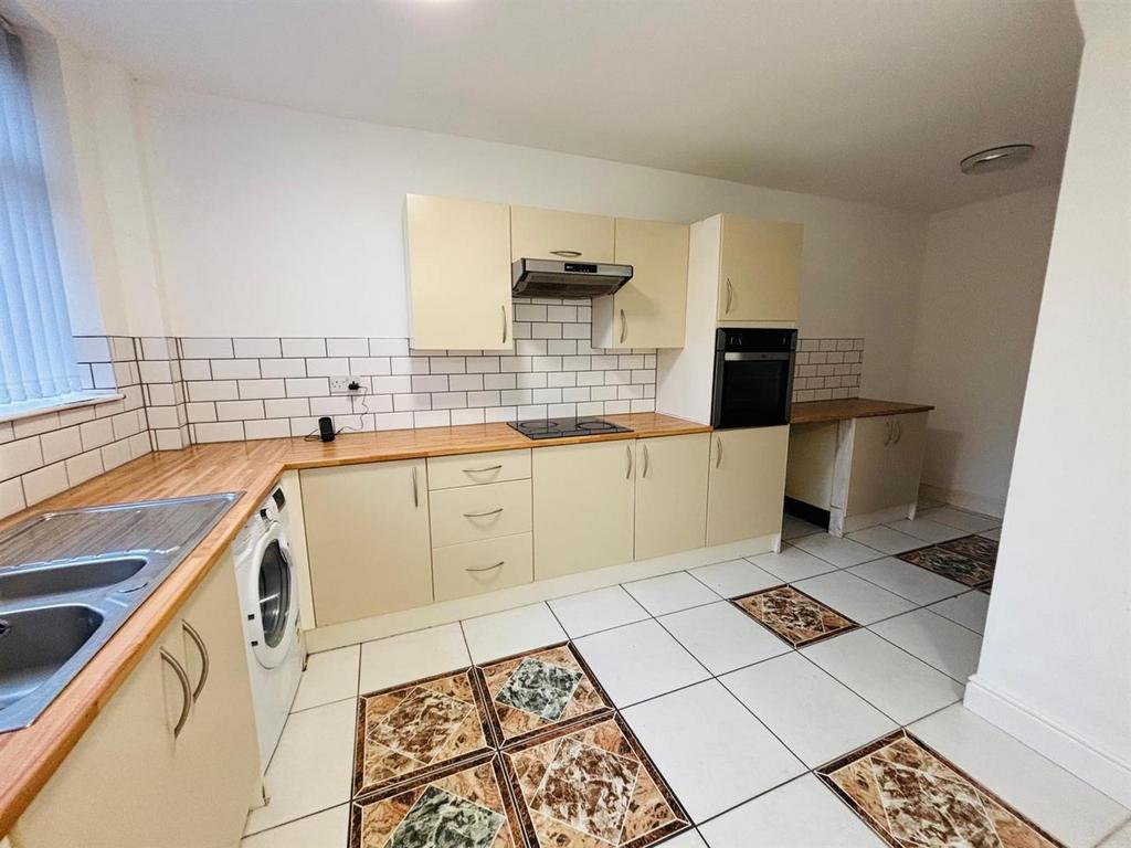 Breakfast Kitchen: