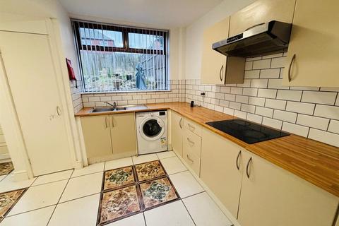 undefined, Manor Farm Way, Leeds