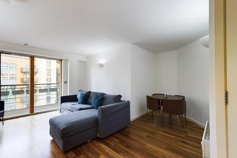 2 bedroom apartment to rent, Whitehall Waterfront, Riverside Way, Leeds